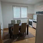 2Bdr Apt With Balcony With View- Free Parking