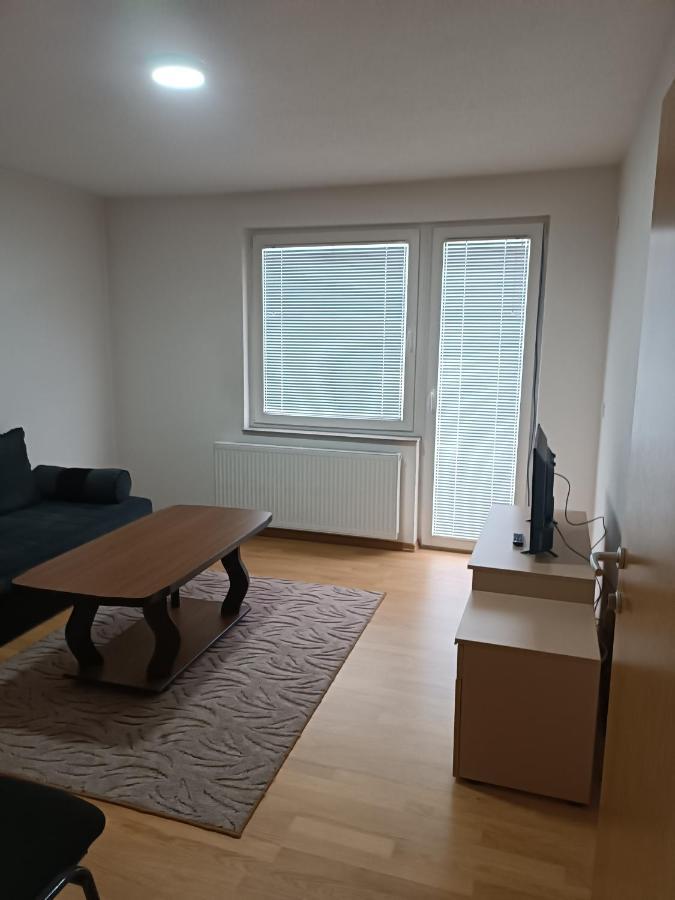 2bdr Apt With Balcony With View- Free Parking